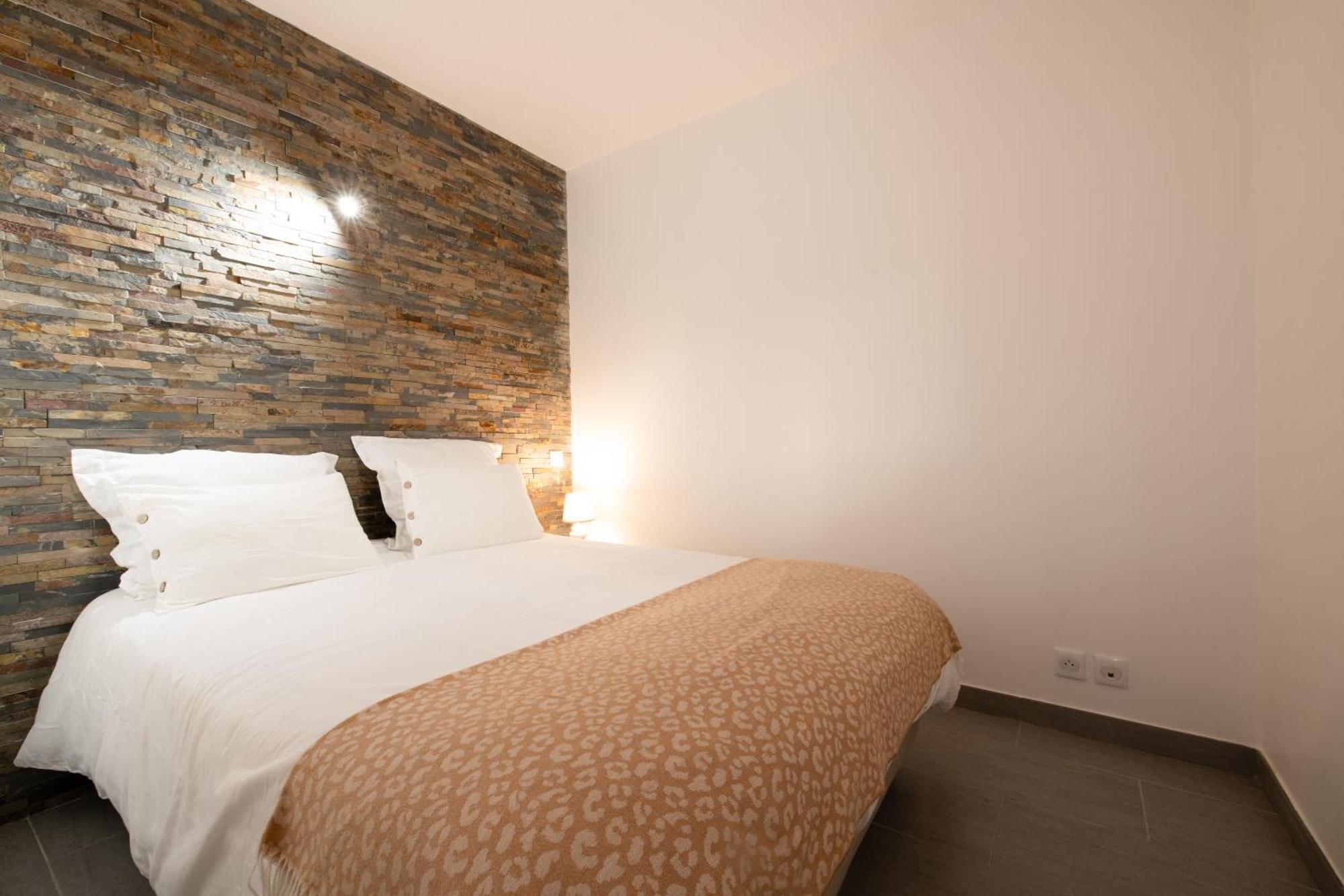 T2 Neuf Centre Et Parking Gratuit Sainte-Maxime